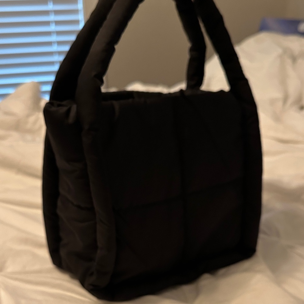 Small Black Women's Puffer Bag